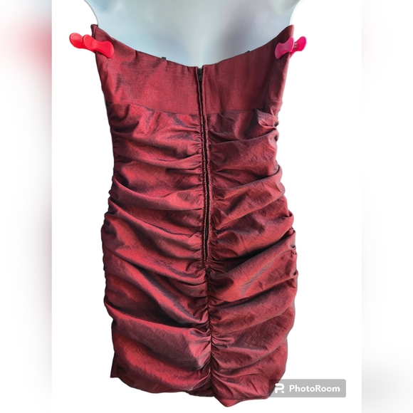 Besy & Adam by Linda Bernell Short Maroon Ruched Dress Size 6 - Picture 2 of 3